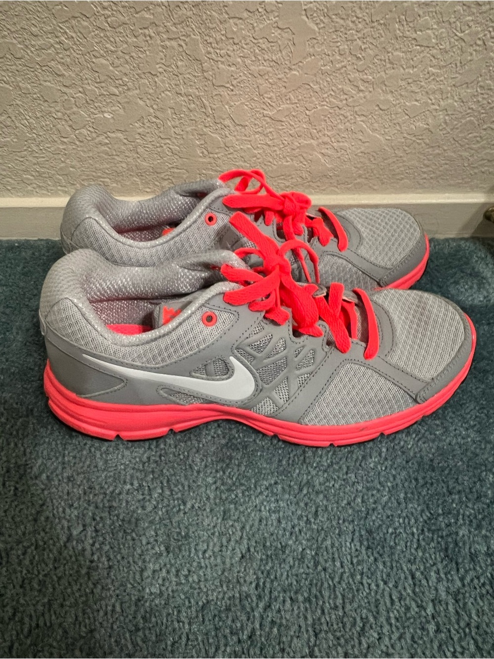 Nike Women's Gray Running Sneakers with Coral Accents